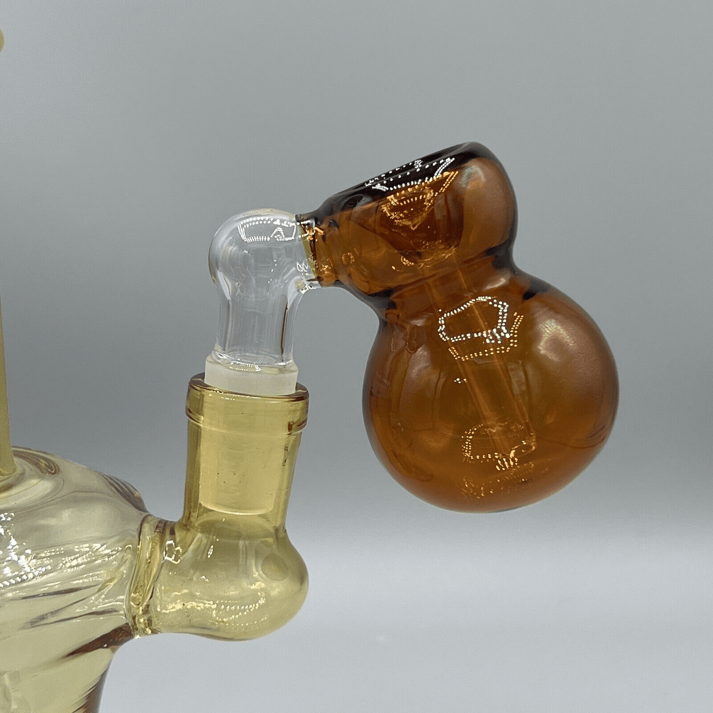 14mm 45 degree ash catcher bubbler bowl attached to water pipe for smoother, cleaner hits
