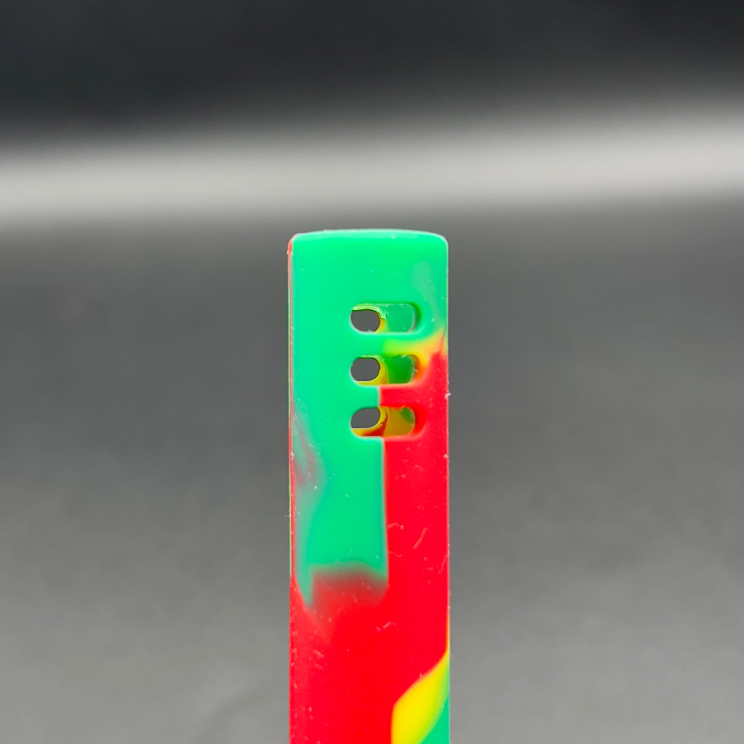 Durable silicone downstem with slotted diffuser tip
